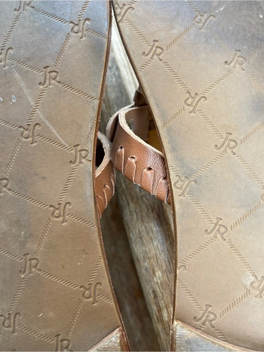 Jack Rogers Brown Leather T-Strap Sandals with Stud Detail 10 M